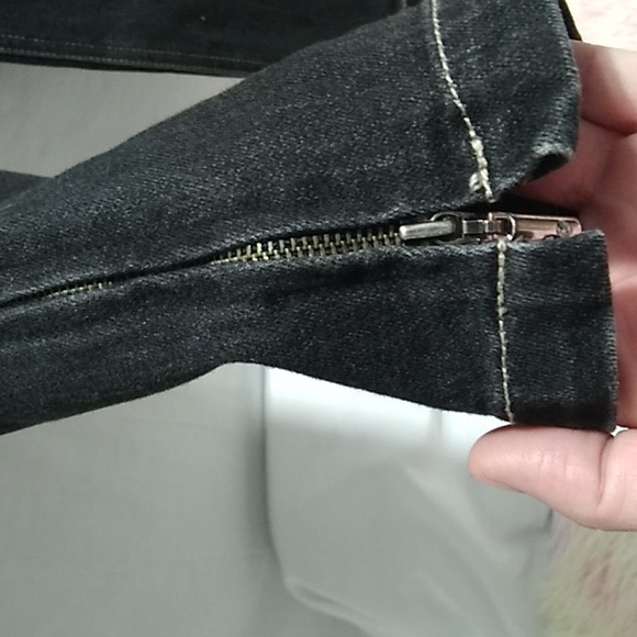 White House Black Market Slim Capri Noir Jeans Sz.2 Feel Beautiful Like New - Picture 4 of 13